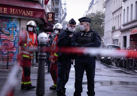 СМИ стал известен мотив нападения возле старого здания Charlie Hebdo