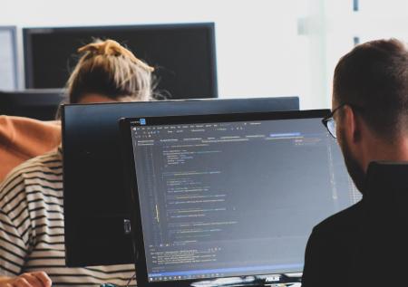 В IT-индустрии оценили объявление кибервойны правительству России