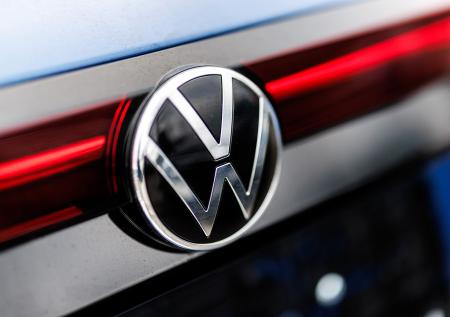 Стало известно, кто приобрел долю Volkswagen в российской компании