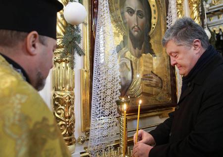 Порошенко «продал» храмы Украины ради томоса 