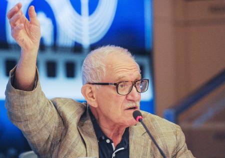 Стало известно об ухудшении состояния режиссера Митты