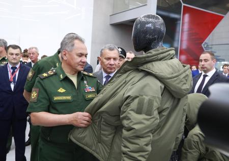 Шойгу назвал Армейские игры местом для состязания конструкторских бюро