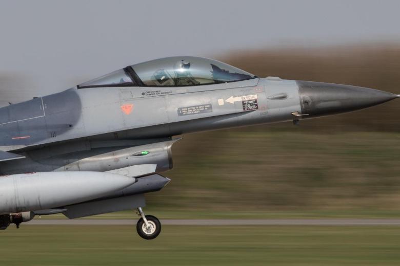 Бельгийский истребитель F-16