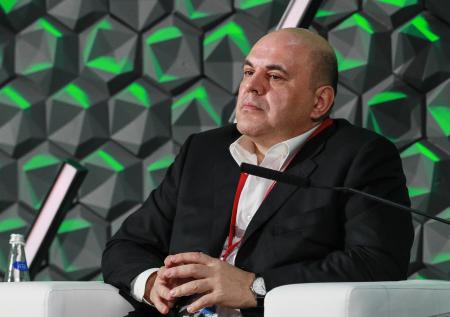 Мишустин поручил посчитать, сколько в России осталось вакцины от COVID