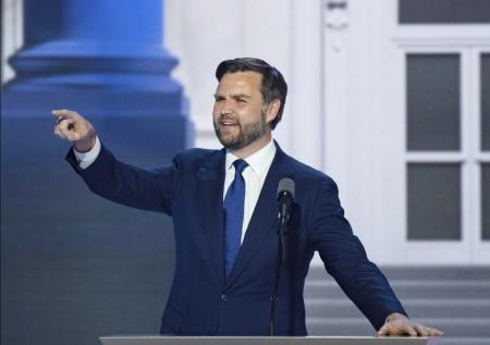 На борту самолета кандидата в вице-президенты США произошла ЧС