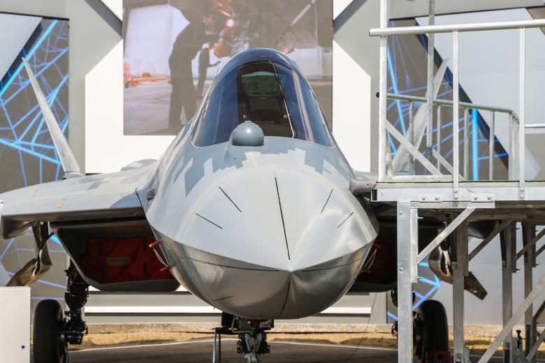 Истребитель пятого поколения Су-5