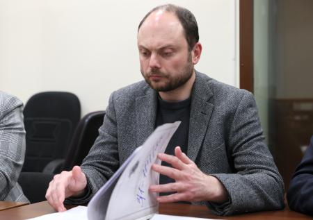 Следком предъявил Кара-Мурзе обвинение по делу о дискредитации ВС России