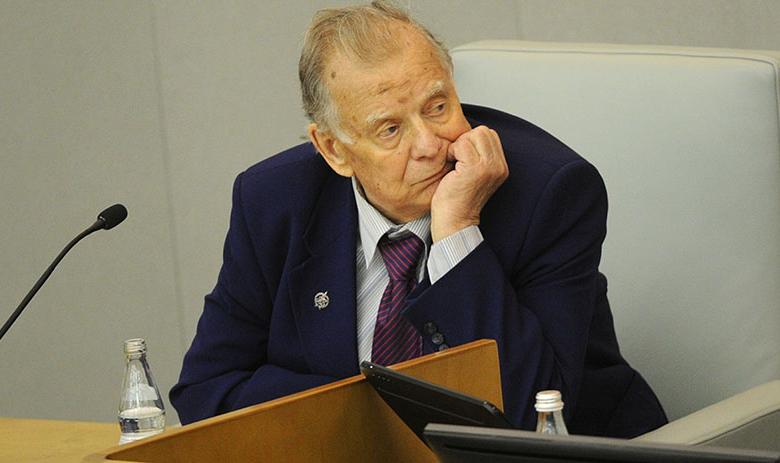 Жорес Алфёров