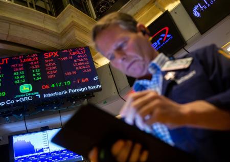 Фондовые индексы США обвалились на старте торгов после краха SVB