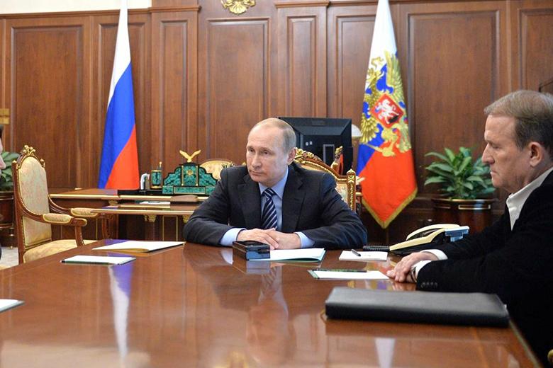 Президент России Владимир Путин, лидер движения "Украинский выбор" Виктор Медведчук