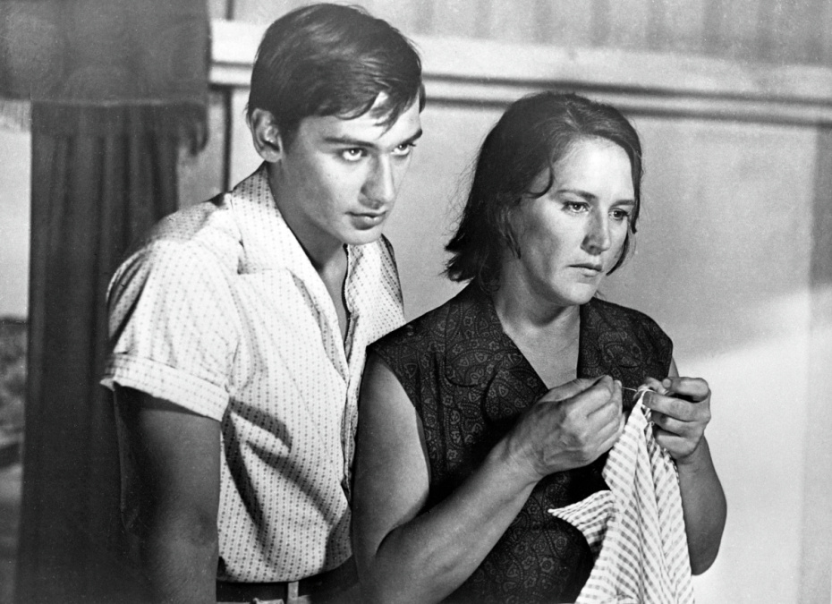 Кустинская, Мордюкова, Лановой: кого из детей артистов сгубили наркотики