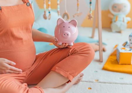 Выплаты на детей в 2024 году: кому положены, сколько дадут