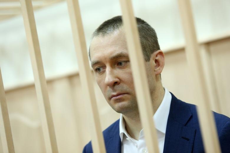 Рассмотрение в Басманном суде ходатайства следствия о продлении срока ареста бывшему заместителю начальника антикоррупционного управления МВД России Дмитрию Захарченко