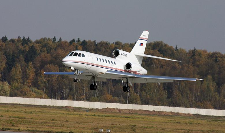 Самолёт Falcon 50 EX