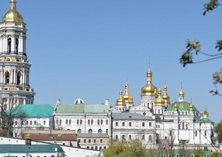 Архимандрит умер в охваченной коронавирусом Киево-Печерской лавре