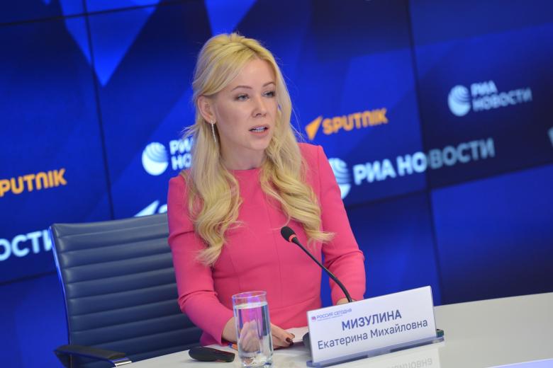 Екатерина Мизулина