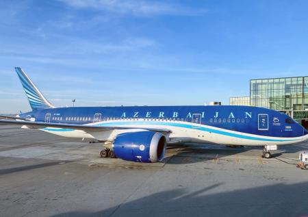 AZAL приостановила ряд рейсов между Россией и Азербайджаном