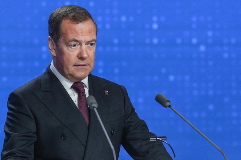 Дмитрий Медведев