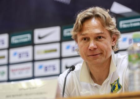 «Две руки, две ноги»: Карпин высказался о лидере сборной Хорватии Модриче