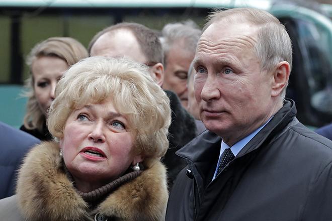 Людмила Нарусова и Владимир Путин