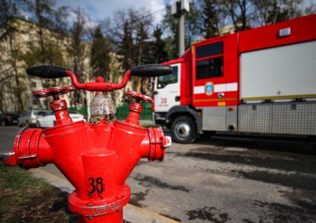 Жилой дом эвакуируют в Железнодорожном из-за угрозы взрыва