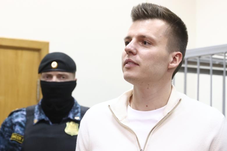 Блогер Артем Чекалин