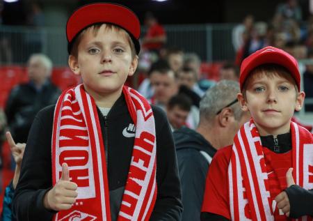 «КАМАЗ» сыграет со «Спартаком» в Набережных Челнах