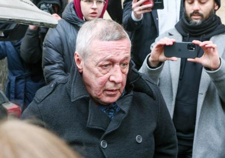 Ефремов раскрыл, будет ли восстанавливать водительские права