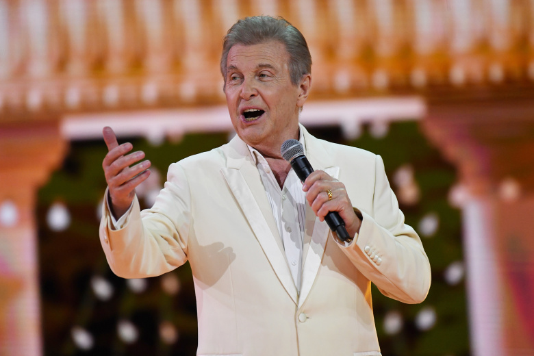 Лев Лещенко