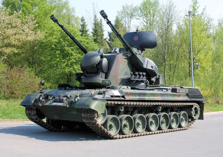 Германия одобрила поставки тяжёлого вооружения на Украину