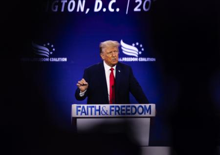 «Нельзя Украину назвать Ираком дважды»: Трамп припомнил Байдену оговорку