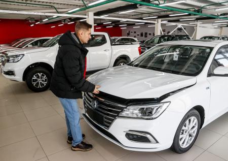 Иранцы заменят Mercedes: какие бренды автомобилей появятся в РФ в 2024 году