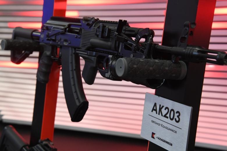 Автомат АК-203 (автомат Калашникова)