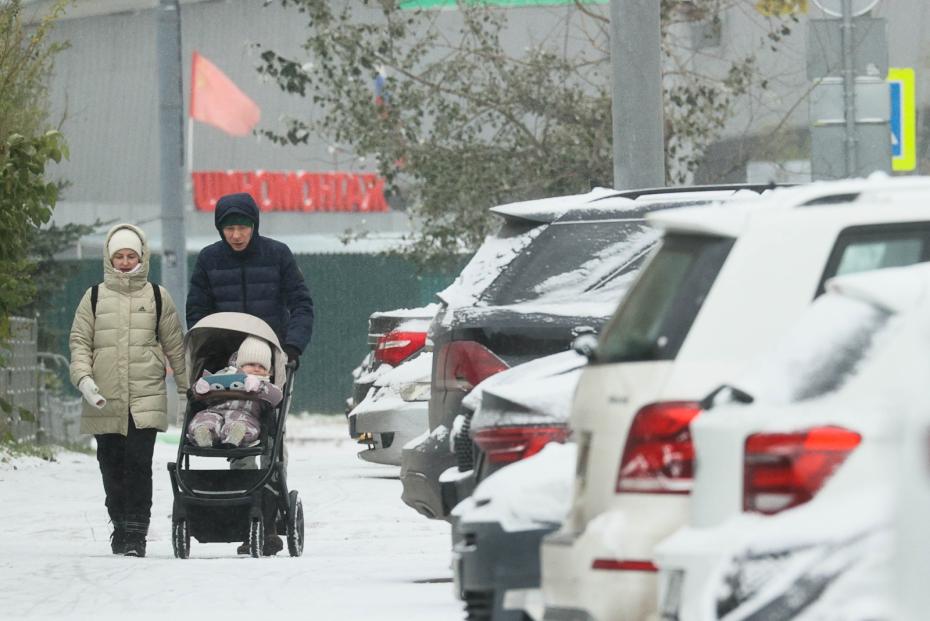 Первый снег в Москве