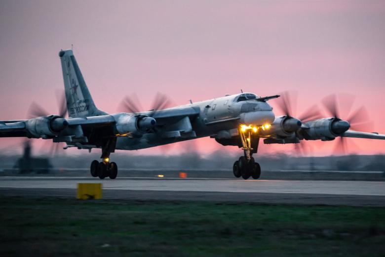 Бомбардировщик Ту-95