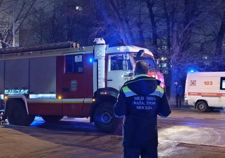 Обстановку на месте пожара в танцевальной студии в Москве сняли на видео