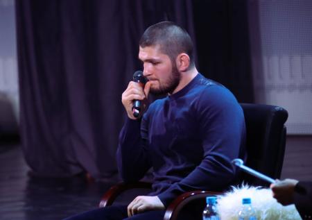 Нурмагомедов заявил, что перед боем с Гейтжи он лежал в больнице