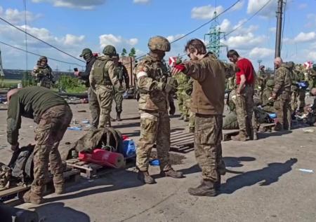 Пленный «азовец» признался, что в полку практиковалось людоедство