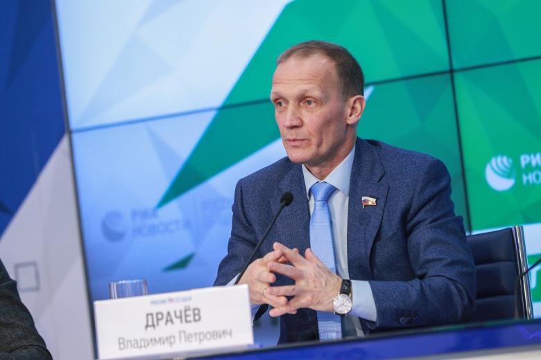 Владимир Драчёв