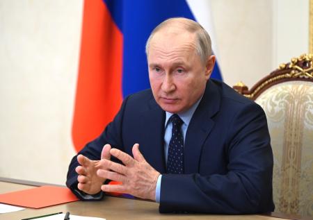 Ургант и Путин: кто из российских артистов и политиков работал на стройке