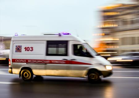 Бутылку на голову девочки в Красногорске выбросили дети с 23-го этажа