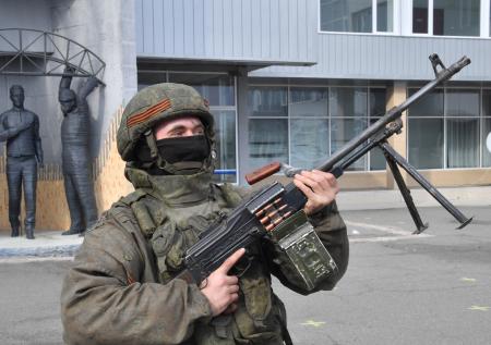 Медик рассказал о «военных наркотиках», создающих «универсальных солдат»