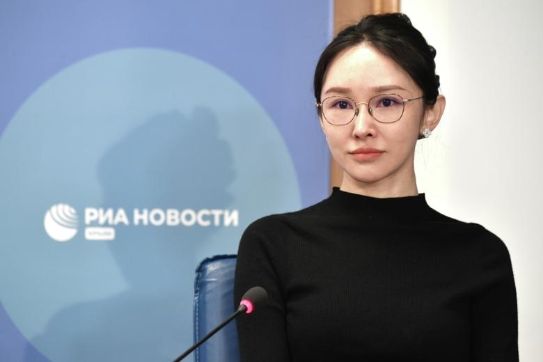 Артистка эстрады, певица Ван Фан (КНР)