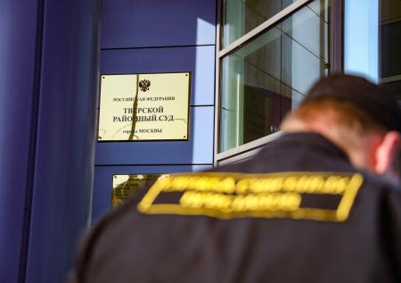 Суд смягчил меру пресечения застройщику Худояну 