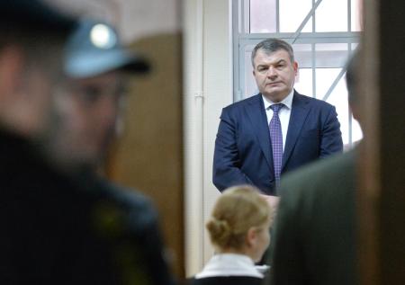 Коррупция в Минобороны, хищения в ОАК: как живет Анатолий Сердюков