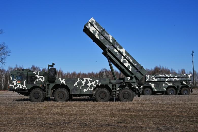 Реактивные системы залпового огня (РСЗО) В-200 «Полонез»