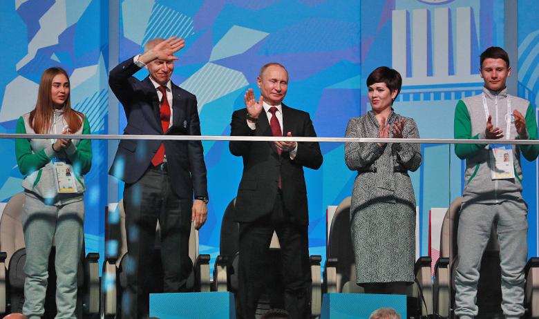 Олег Матыцин и Владимир Путин (справа) 