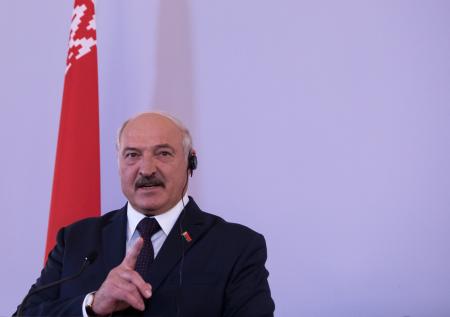 Лукашенко: РФ начала налоговый манёвр, чтобы надавить на Белоруссию