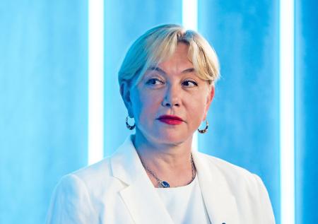 Арина Шарапова — о Первом канале, доверенном лице Путина, политике и браке