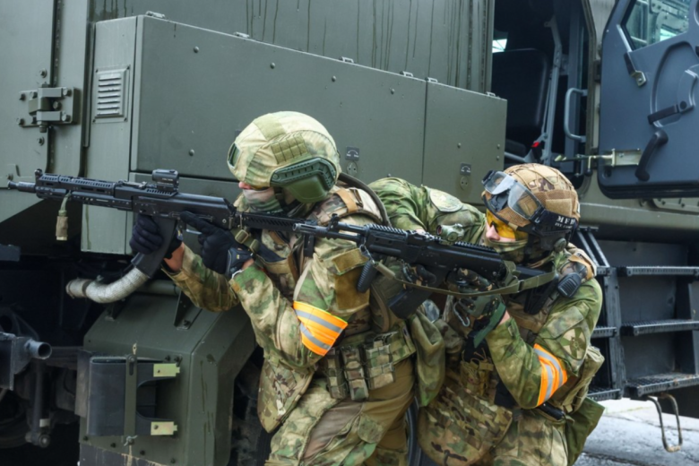 Военнослужащие ВС РФ